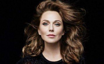 Экс-ВиаГра поразила стройной фигурой в прозрачном наряде