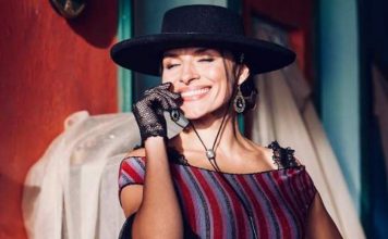 Надя Мейхер похвасталась татуировкой на бедре