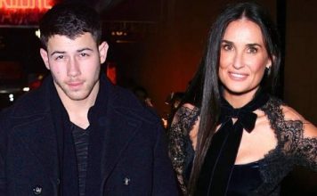 Деми Мур завела роман с кумиром школьниц