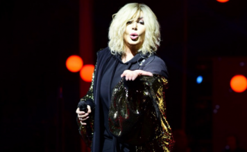 Фанат удивил Ирину Билык на концерте