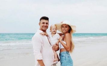 Микола Тищенко показав дружину та однорічного сина