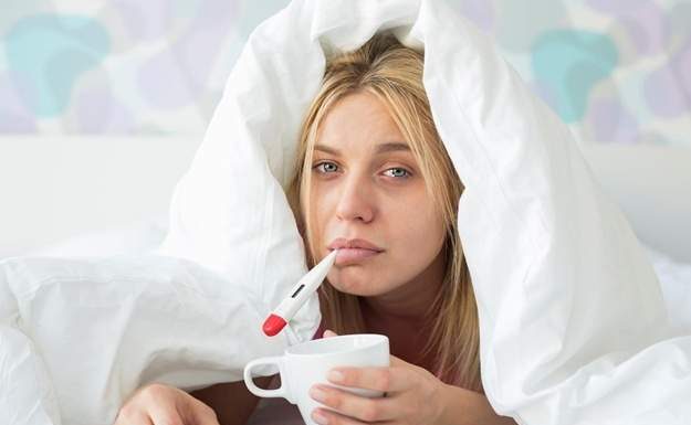 Терапевти спростували популярні міфи про застуду