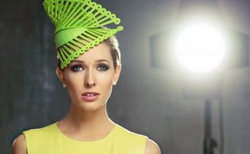 Телеведуча Катя Осадча похизувалась яскравим фото з ексклюзивним авто