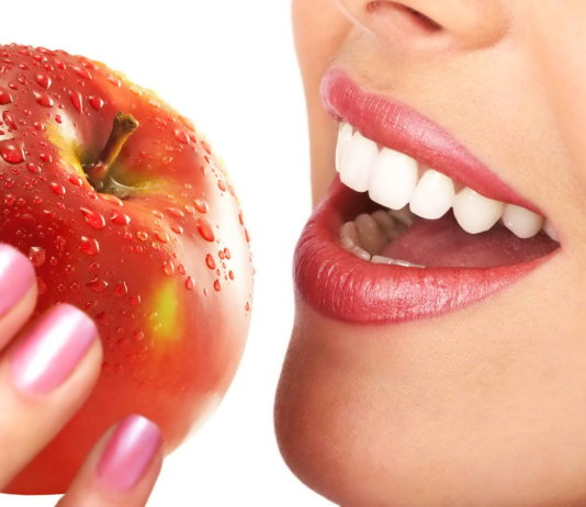 ТОП-7 продуктов для красивых и здоровых зубов