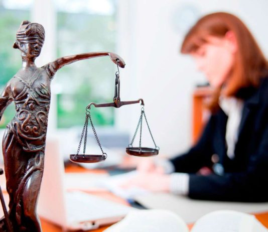 Поиск лучших юристов