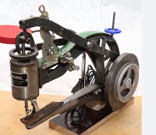 рукавная швейная машинка «Версаль»