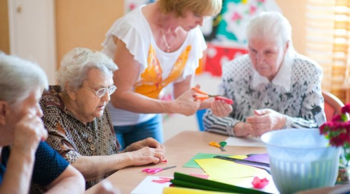 Чому приватний пансіонат краще, ніж домашній догляд