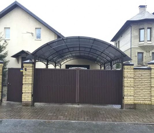 Навіси: призначення, види, особливості та матеріали Навіс з полікарбонату