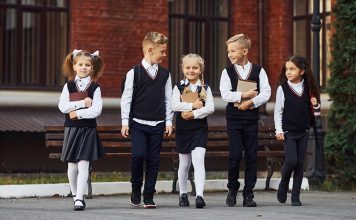 Шкільна форма в стилі casual