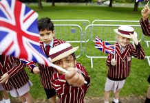 Почему дети в Великобритании реже пропускают школу из-за простуд английские дети